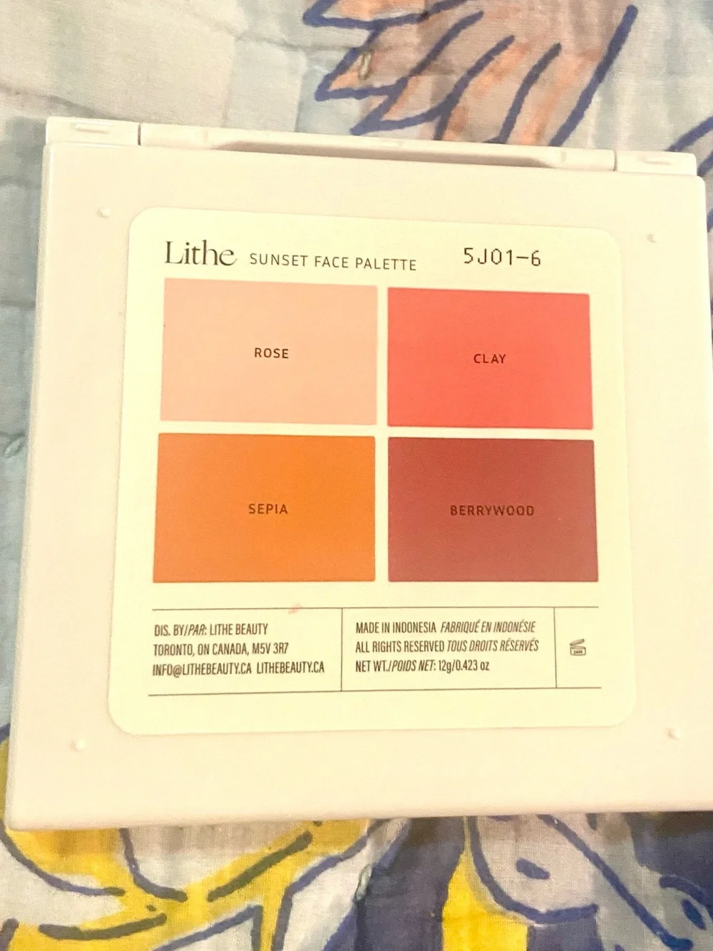 NWT Lithe Beauty Sunset Blush Pallet